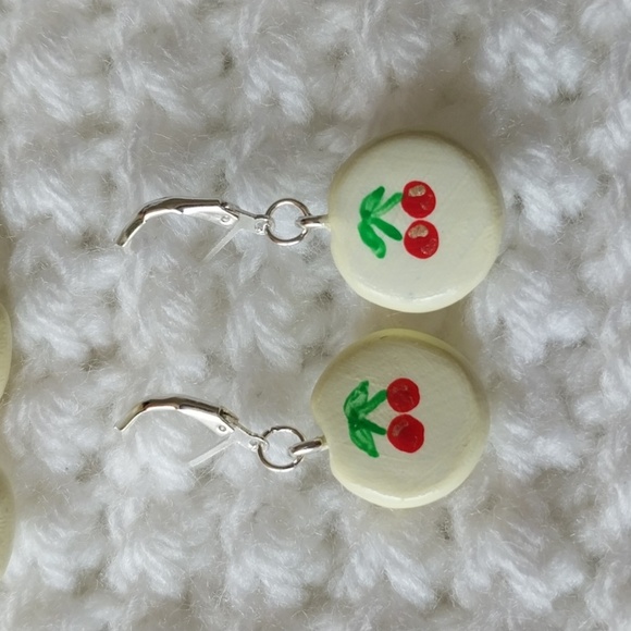 Red Bow and Cherry Handmade Crochet Knitting Stitch Markers Progress Keepers Set - Picture 4 of 9